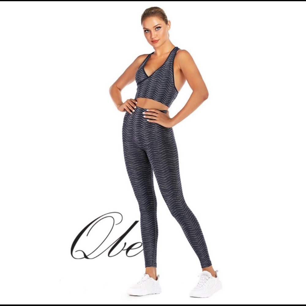 QBE Woman yoga Seamless Crop Bra yoga pant (Set)